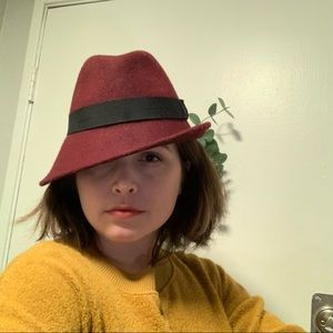 Goorin Bros. Asymmetrical women’s wool fedora